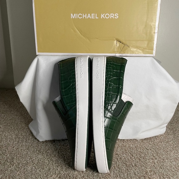 Michael Kors - Keaton Crocodile Embossed Slip on Sneaker-US Size 7.5M/Moss Green - Picture 8 of 16
